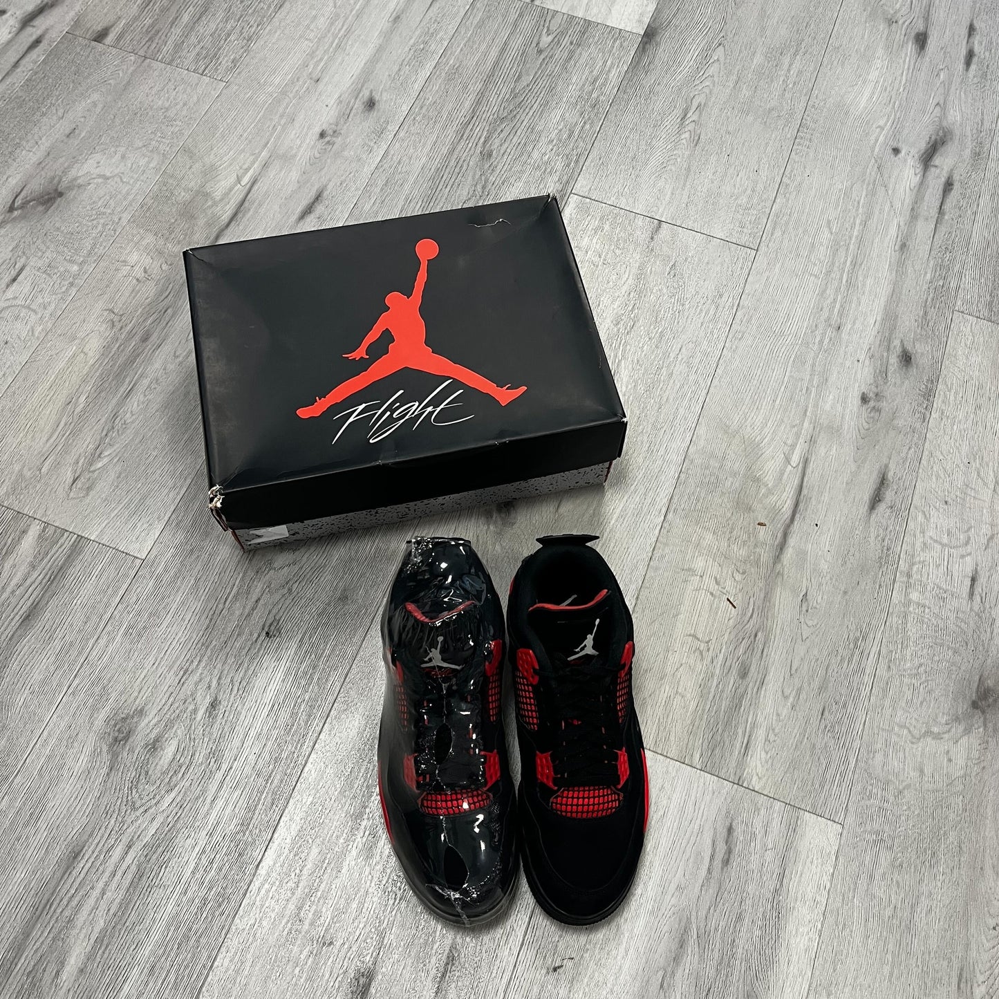 Jordan 4 Retro Red Thunder