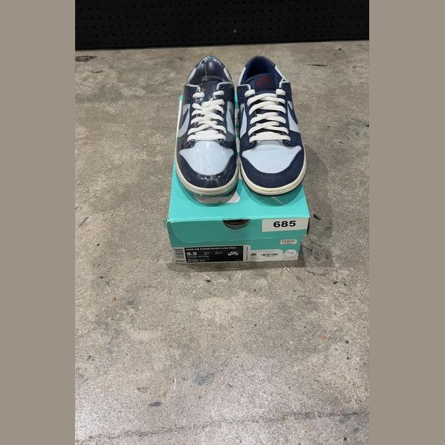 Nike SB Dunk Low Binary Blue