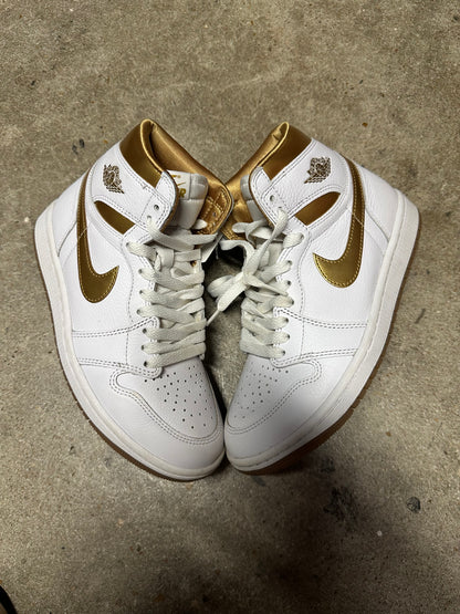Jordan 1 Retro High OG Metallic Gold (Women's)