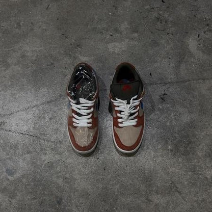 Nike SB Dunk Low Corduroy Dusty Peach